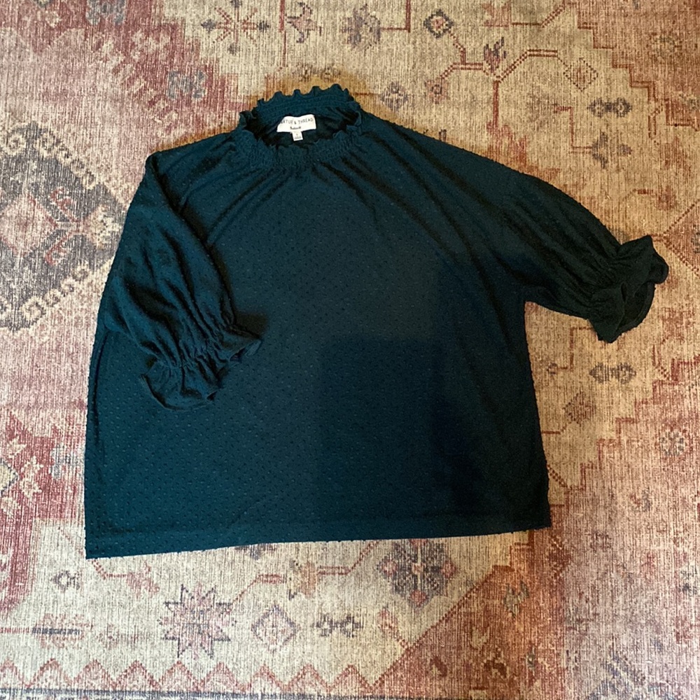 Clipdot Ruffle Top - Picture 2 of 2